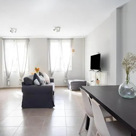 Tenerife City Apartment *