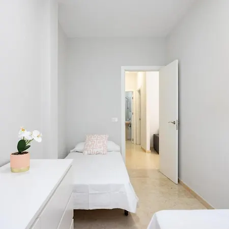 Tenerife City Apartment *